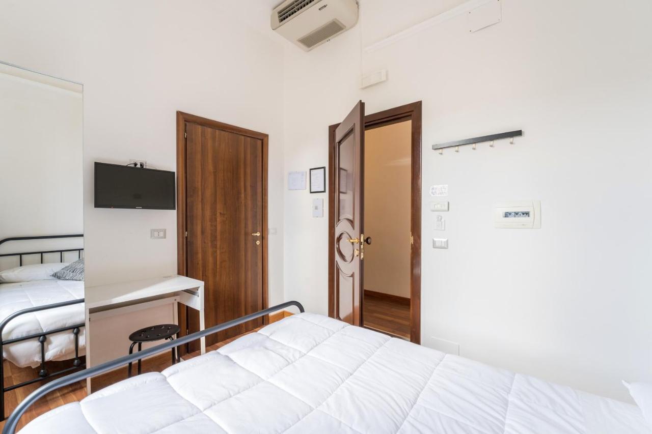 Rooms Piramide Rom Exterior foto