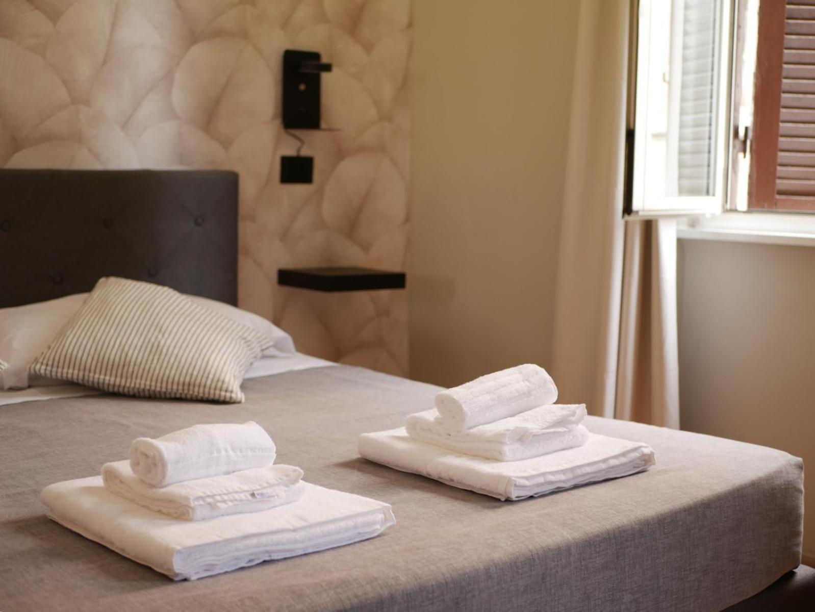 Rooms Piramide Rom Exterior foto