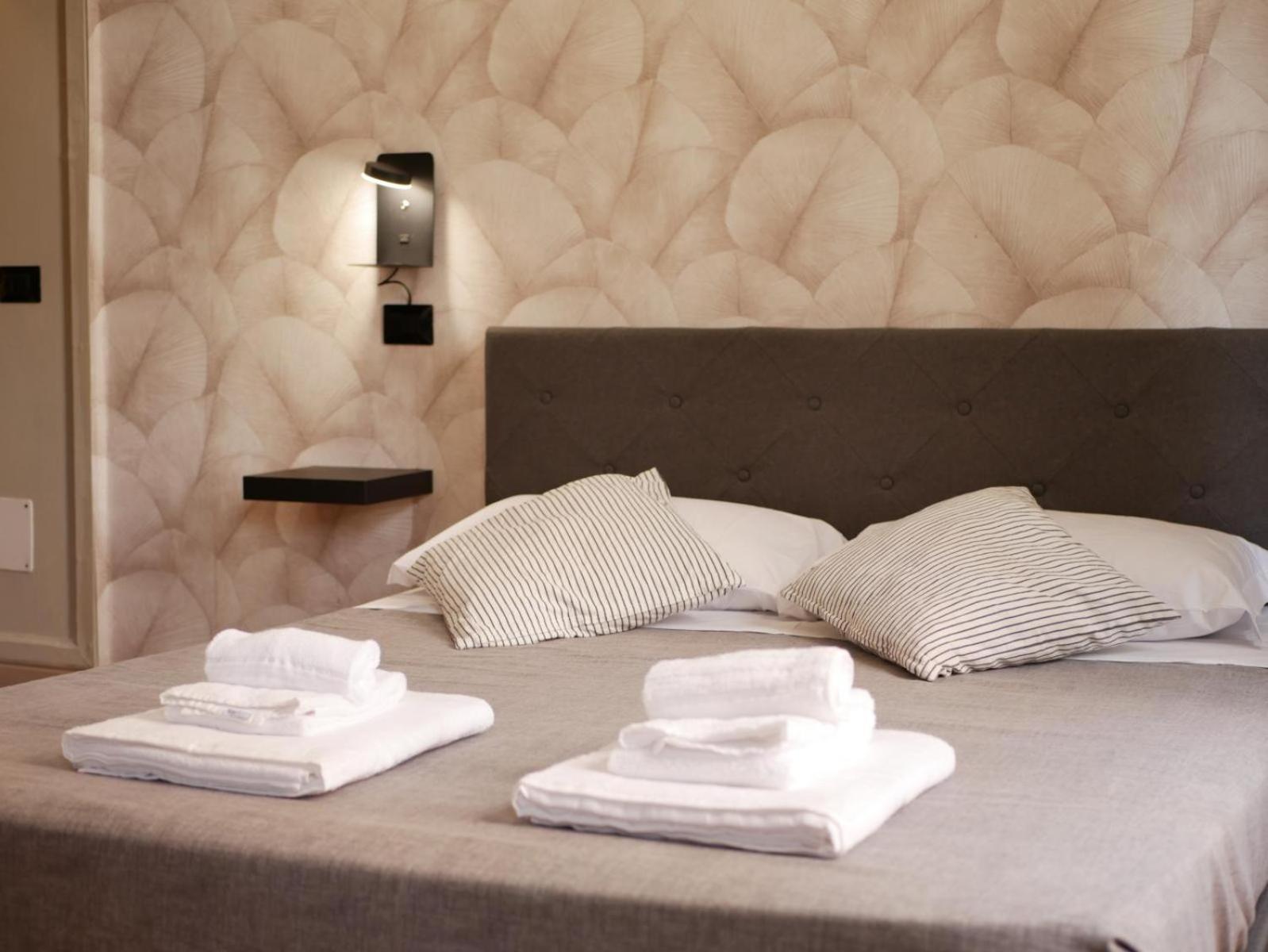 Rooms Piramide Rom Exterior foto